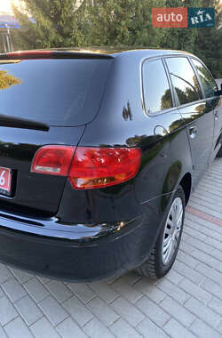 Хэтчбек Audi A3 2007 в 