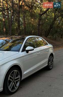 Седан Audi A3 2017 в 