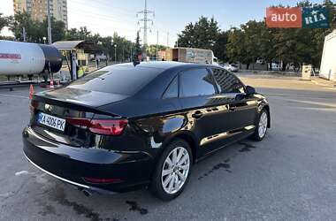 Седан Audi A3 2016 в 