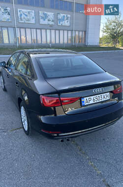 Седан Audi A3 2016 в 
