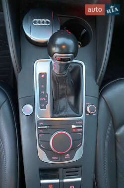 Седан Audi A3 2016 в 