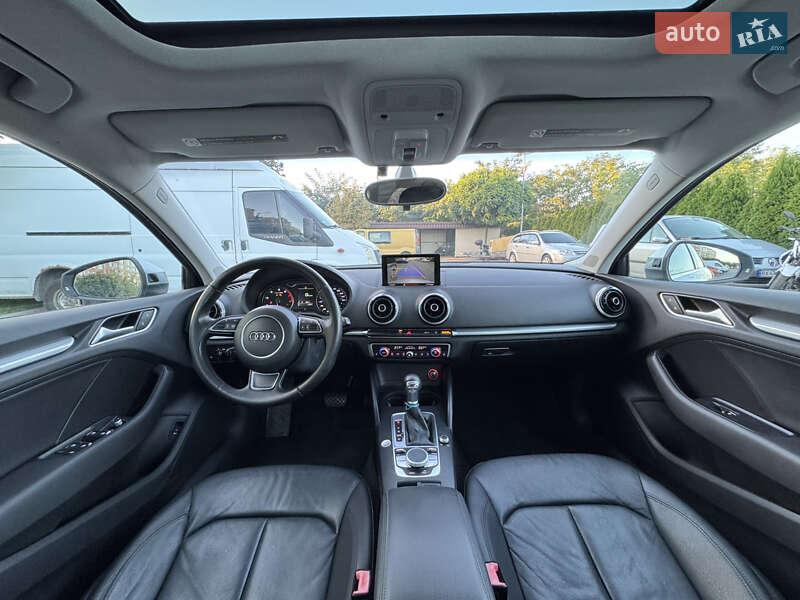 Седан Audi A3 2015 в Киеве
