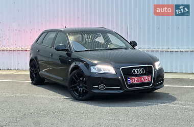 Хэтчбек Audi A3 2010 в 