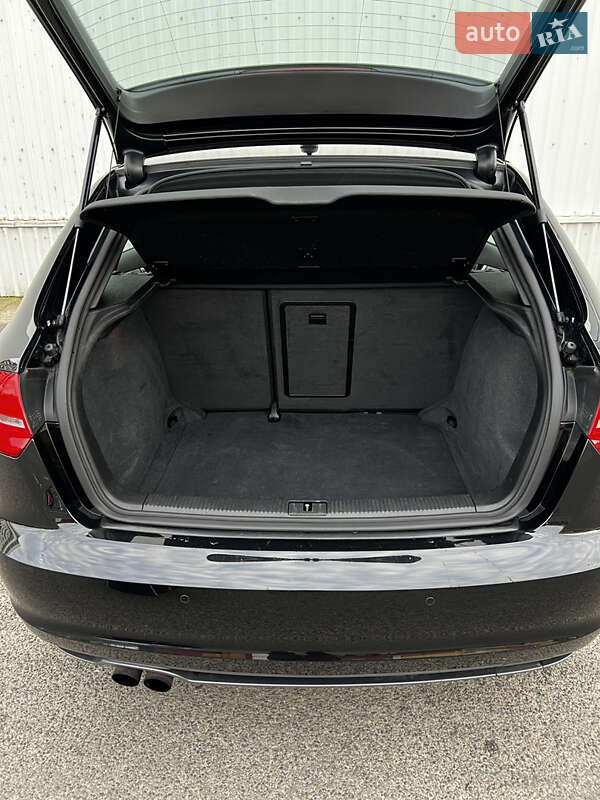 Хетчбек Audi A3 2010 в Луцьку