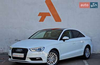 Седан Audi A3 2016 в 