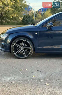 Седан Audi A3 2016 в 
