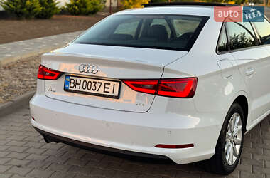 Седан Audi A3 2015 в 