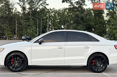 Седан Audi A3 2015 в 