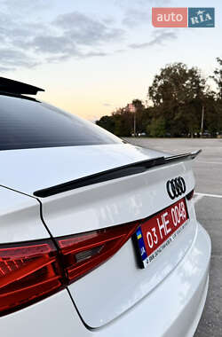 Седан Audi A3 2015 в 