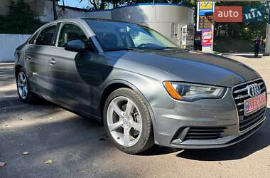 Седан Audi A3 2015 в 