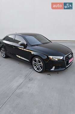 Седан Audi A3 2017 в 