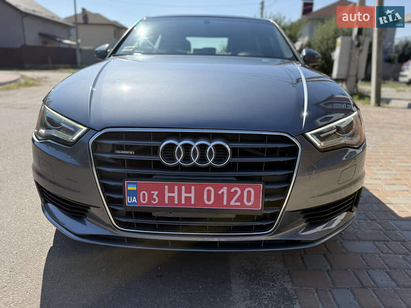 Седан Audi A3 2015 в Києві