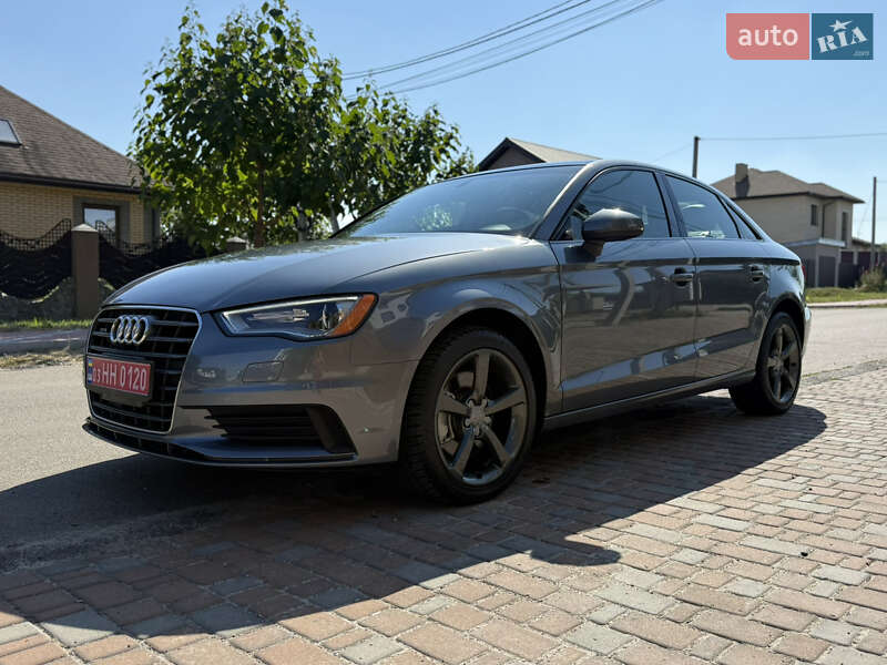 Седан Audi A3 2015 в Києві