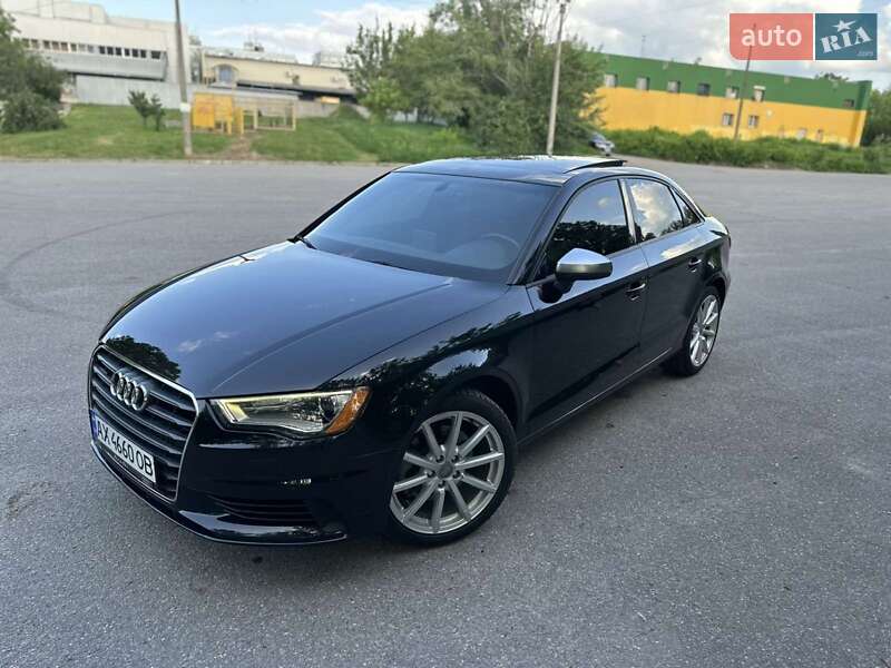 Седан Audi A3 2015 в Харькове