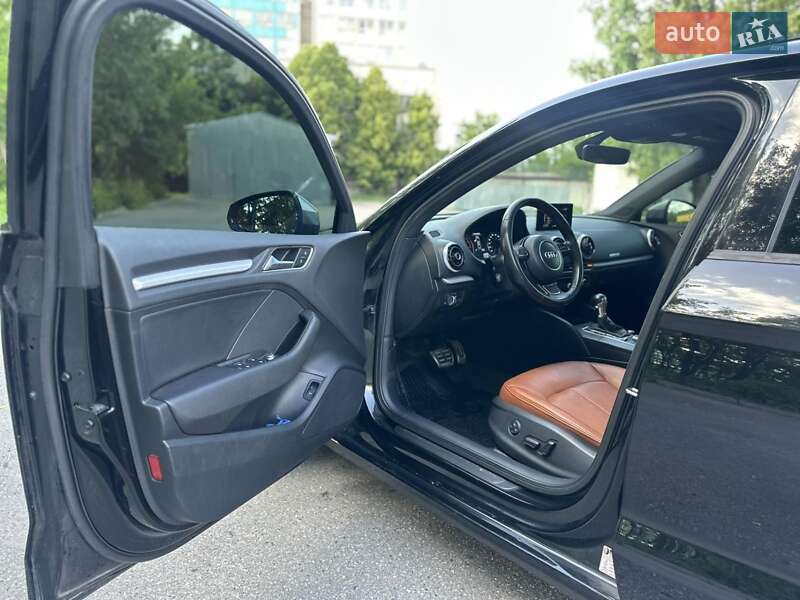 Седан Audi A3 2015 в Харькове