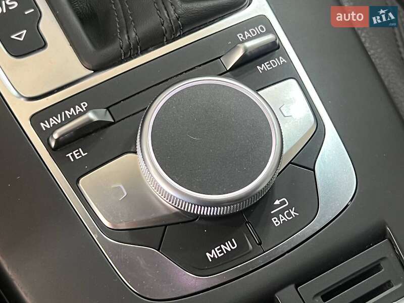 Седан Audi A3 2019 в Одессе