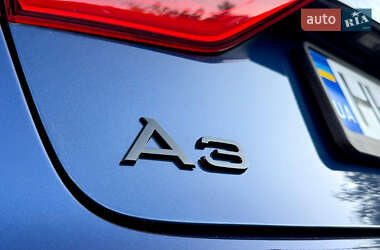 Седан Audi A3 2015 в 