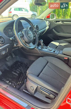 Седан Audi A3 2013 в 