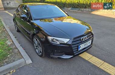 Седан Audi A3 2019 в 