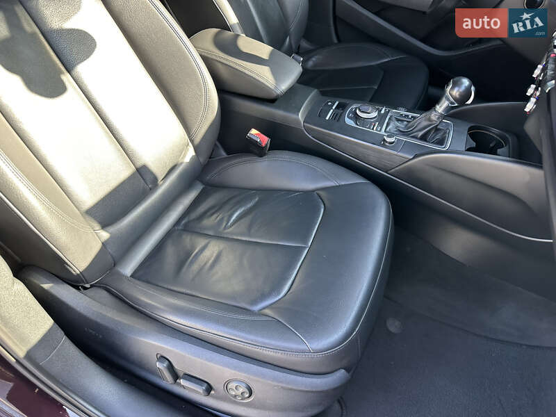 Седан Audi A3 2014 в Киеве