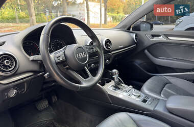Седан Audi A3 2016 в 
