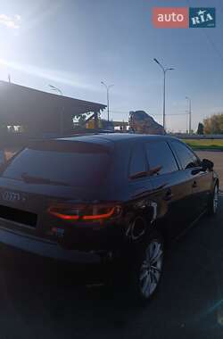 Хэтчбек Audi A3 2015 в 