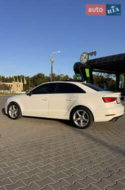 Седан Audi A3 2015 в 