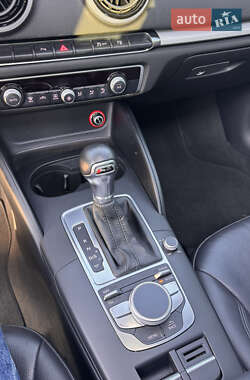 Седан Audi A3 2015 в 