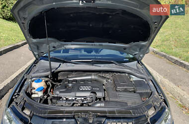 Хэтчбек Audi A3 2012 в 