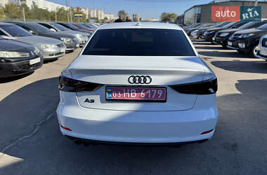 Седан Audi A3 2015 в 