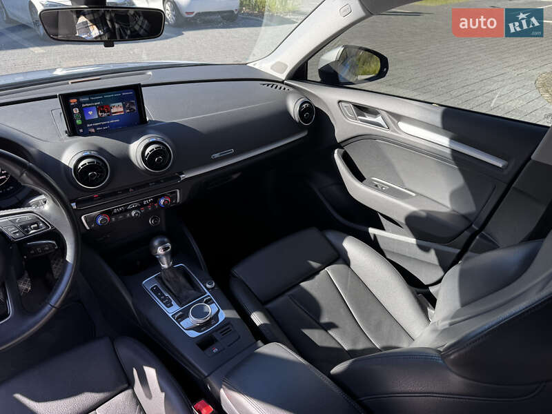 Хэтчбек Audi A3 2018 в Львове