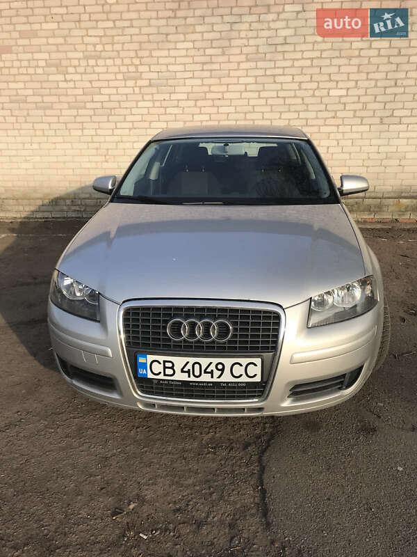 Хэтчбек Audi A3 2007 в 