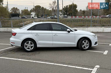 Седан Audi A3 2015 в 