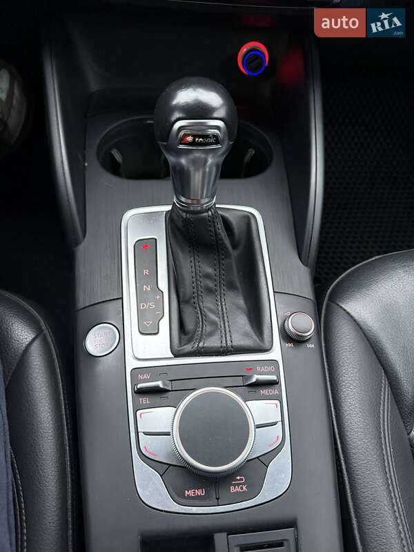 Седан Audi A3 2015 в Киеве