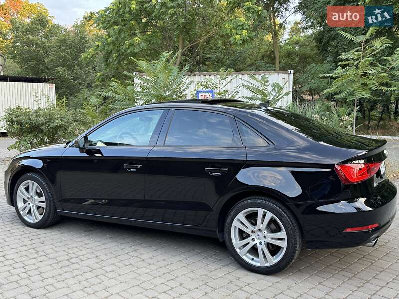 Седан Audi A3 2014 в Одессе