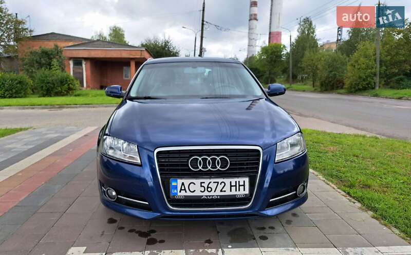 Хэтчбек Audi A3 2011 в Киверцах