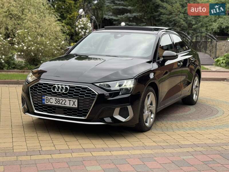 Седан Audi A3 2023 в Львове