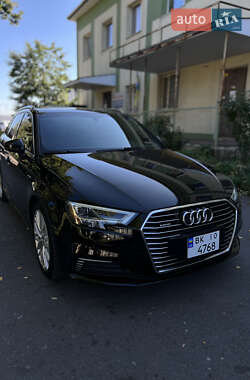 Седан Audi A3 2017 в 