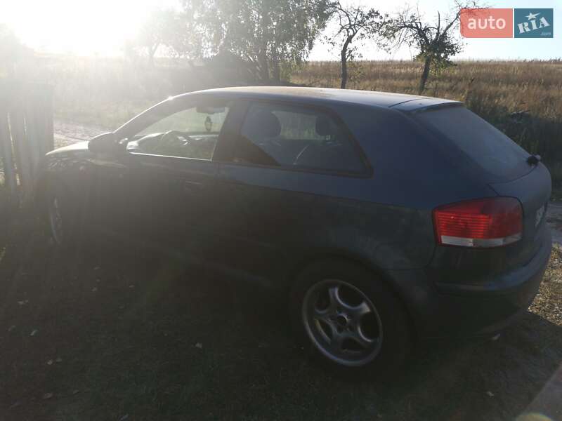 Хетчбек Audi A3 2003 в Печенігах