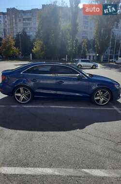 Седан Audi A3 2014 в 