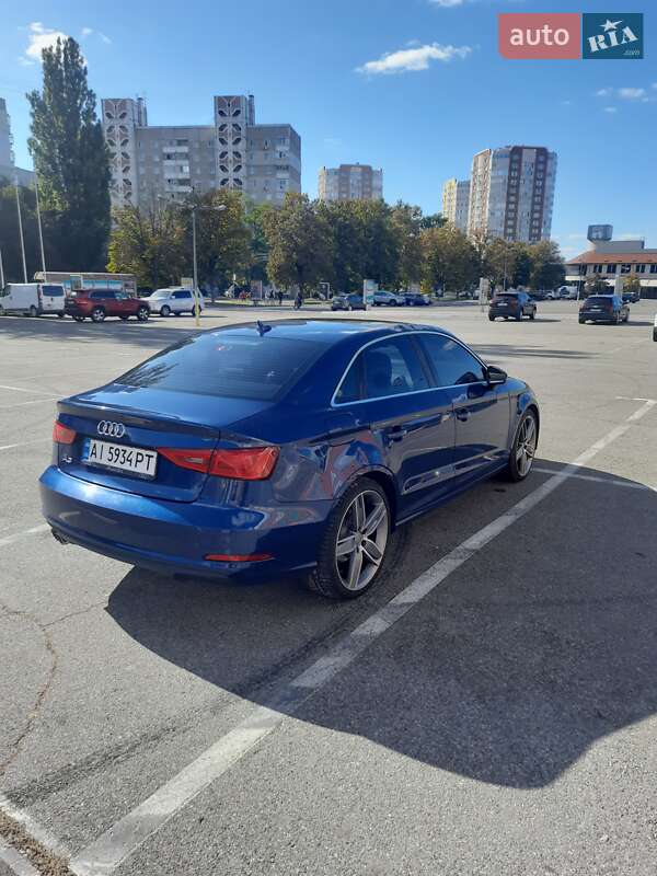 Седан Audi A3 2014 в Киеве