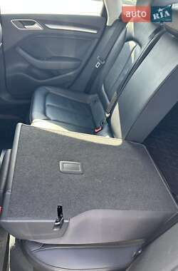 Седан Audi A3 2016 в 