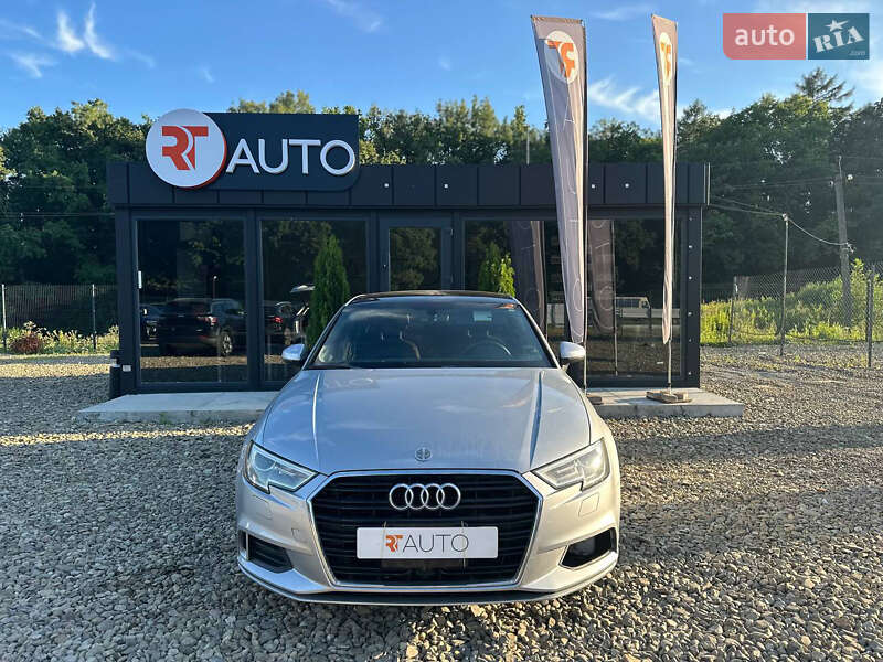 Седан Audi A3 2017 в Львові