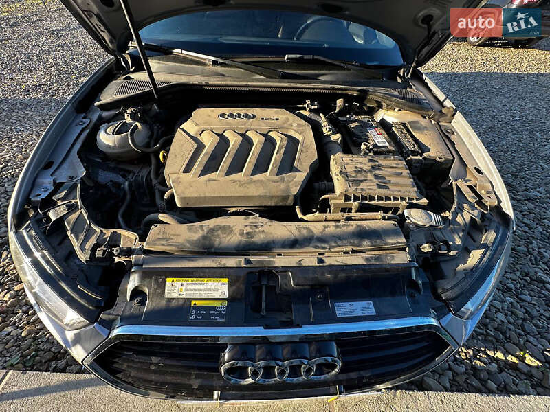 Седан Audi A3 2017 в Львові