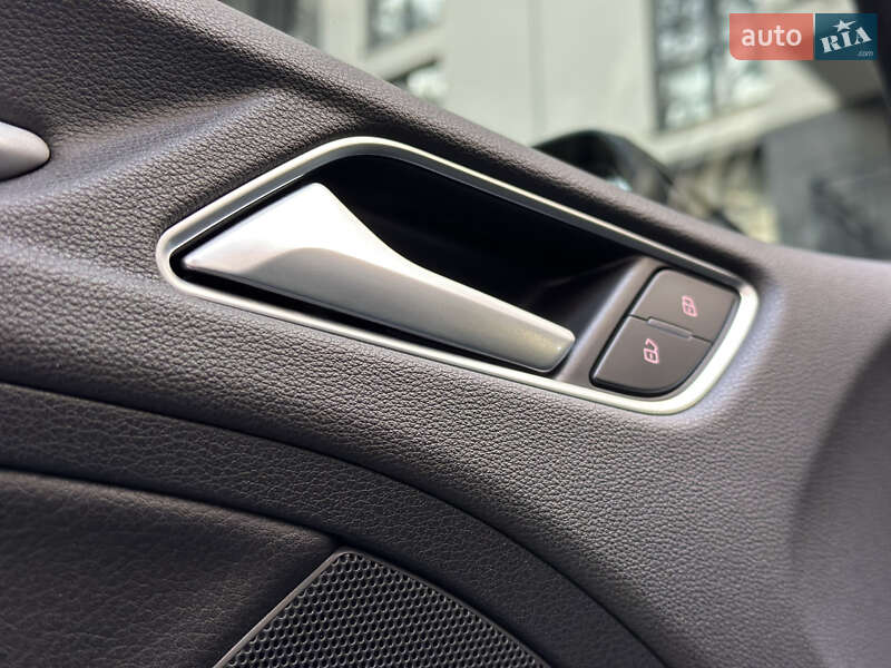 Седан Audi A3 2015 в Киеве фото 36 Седан Audi A3 2015 в Киеве