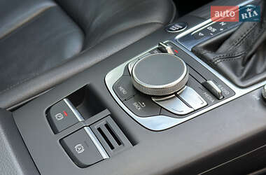 Седан Audi A3 2015 в 