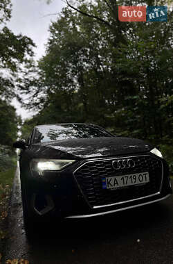 Седан Audi A3 2020 в 