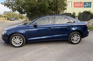 Седан Audi A3 2015 в 