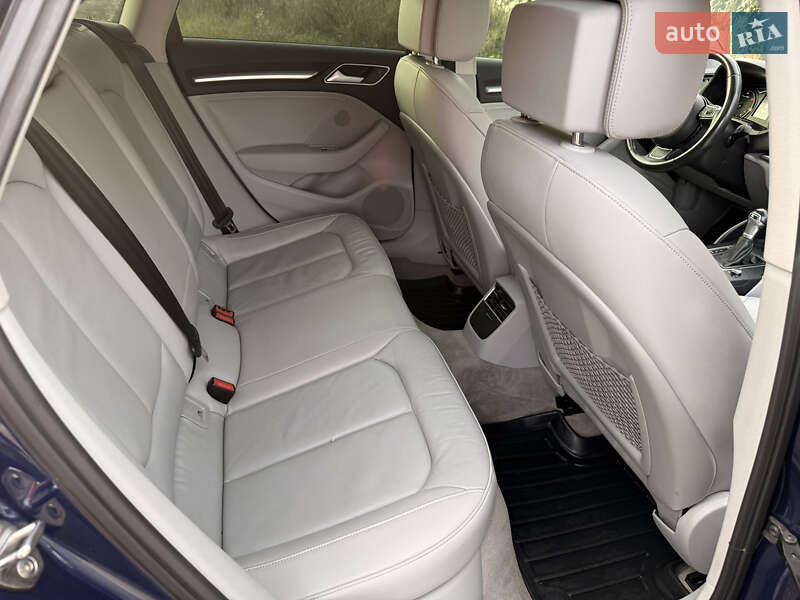 Седан Audi A3 2015 в Івано-Франківську