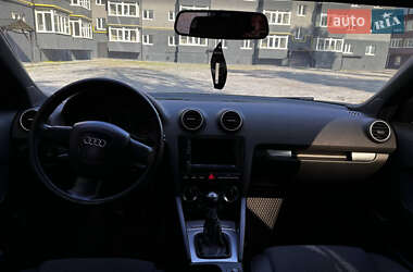 Хэтчбек Audi A3 2007 в 
